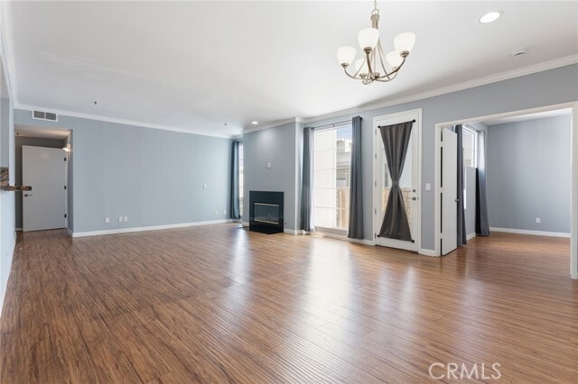 Building Photo - 5350 White Oak Ave