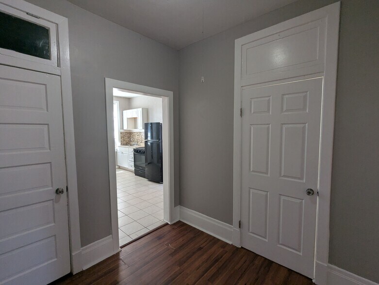 Building Photo - 3550 Magnolia Ave