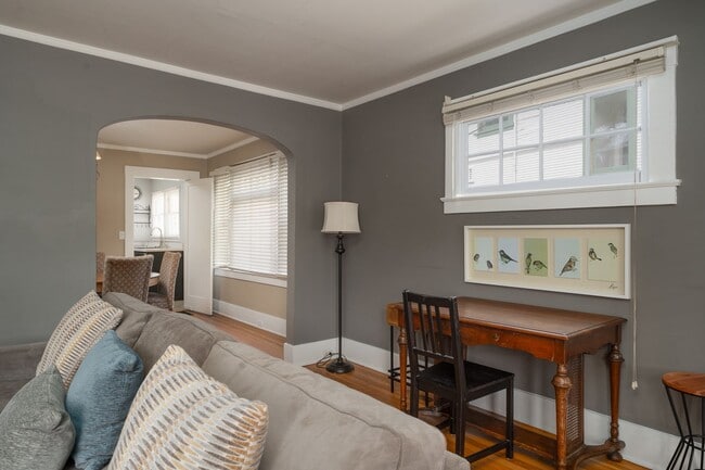 Building Photo - Lighthouse Haven - PGPM - CS - T/L