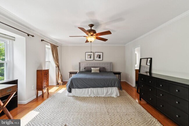 Building Photo - 11545 Pine Cone Ct