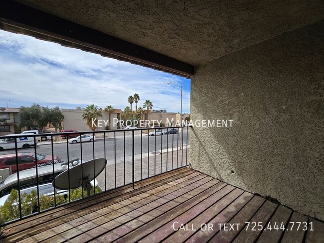 Building Photo - 2 BEDROOM CONDO IN WEST LAS VEGAS