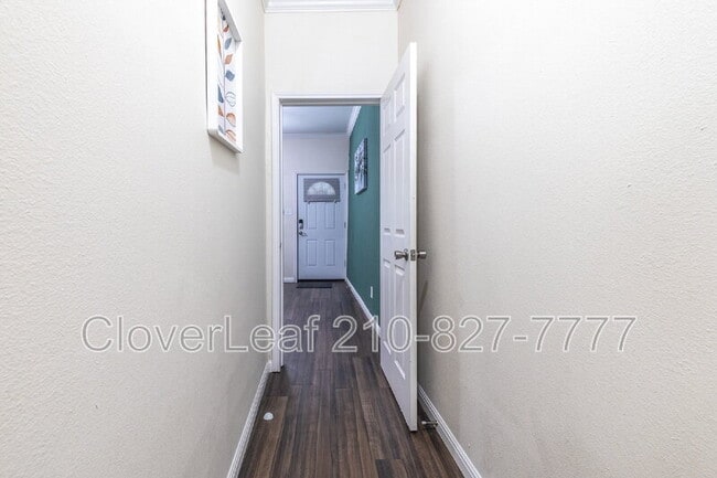 Building Photo - 1317 W French Pl