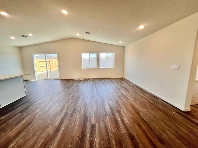 Building Photo - Brand New 3 Bedroom, 2 Bath Home with Sola...