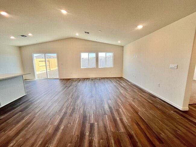Building Photo - REDUCED!  Brand New 3 Bedroom, 2 Bath Home...