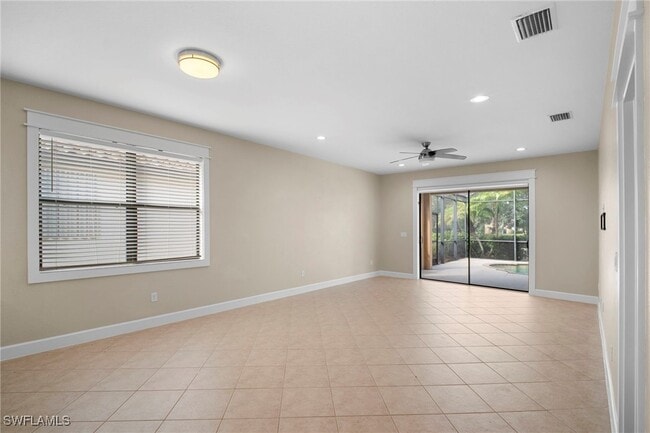 Building Photo - 12129 Country Day Cir