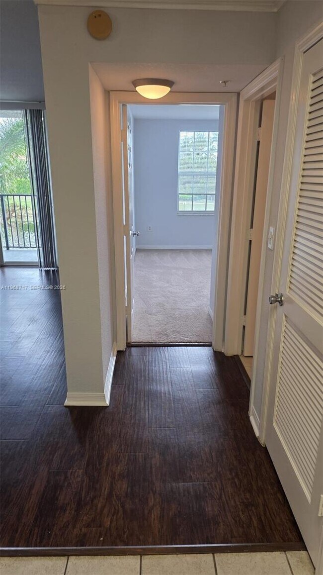 Building Photo - 15065 Michelangelo Blvd