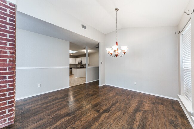 Building Photo - 3724 Chaddybrook Ln