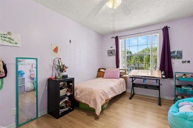 Building Photo - 17367 SW 20th Ct