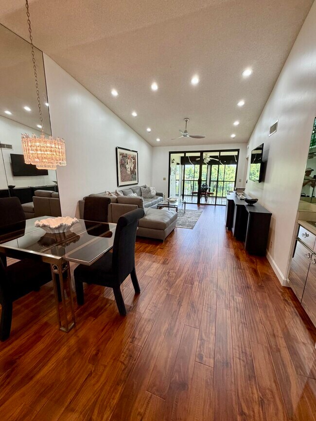 Building Photo - 15758 Loch Maree Ln