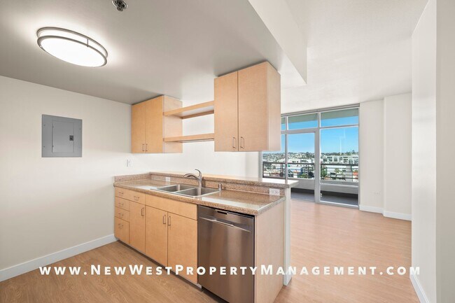 Building Photo - Light and Bright Little Italy 2-Bedroom at