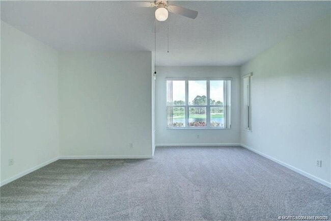 Building Photo - 4574 NW Red Maple Dr