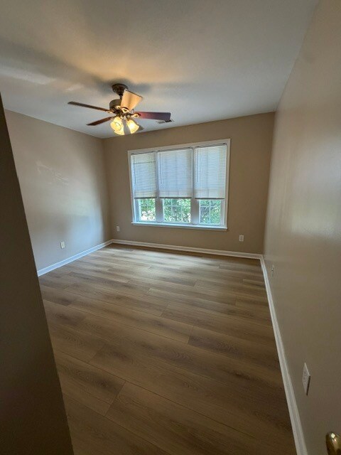 Building Photo - 17239 Knoxwood Dr