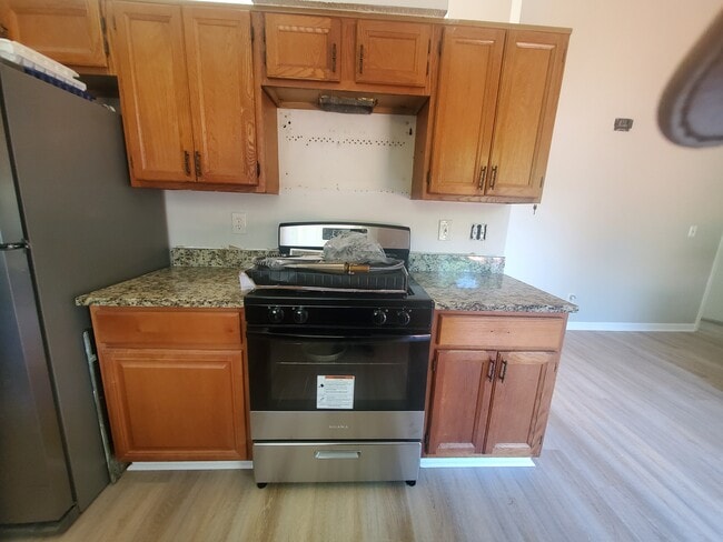 Building Photo - 313 Peachtree Dr