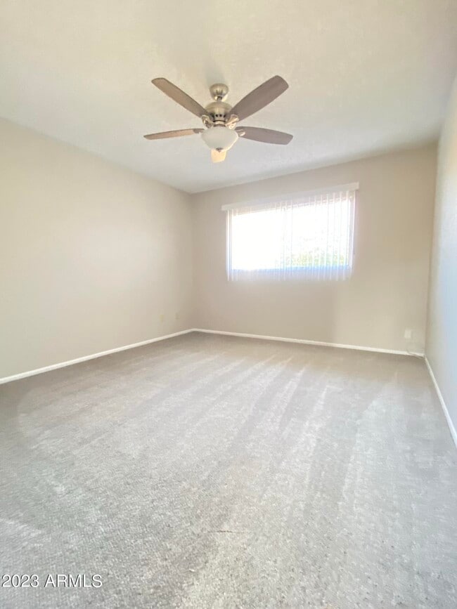 Building Photo - 3633 W Calavar Rd