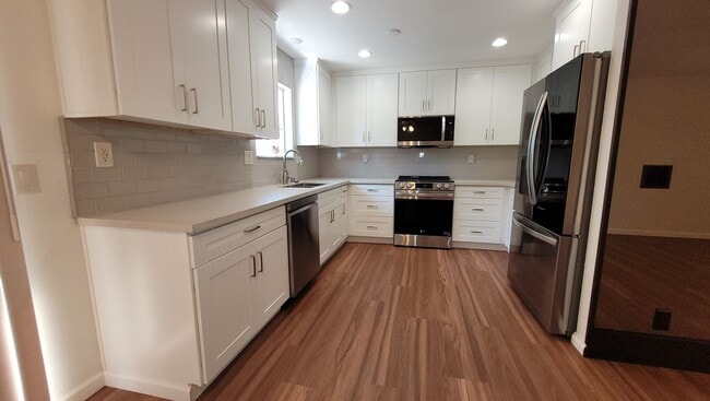 Building Photo - Beautifully Renovated Home In Ramona