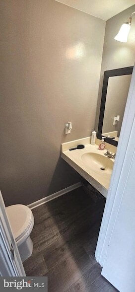 Building Photo - 6266 Ducketts Ln