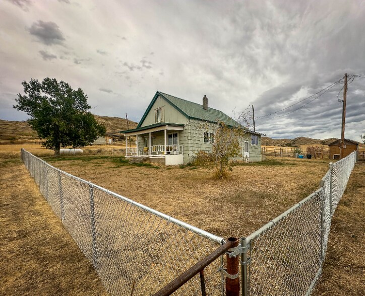 Building Photo - 1606 Indian Creek Frontage Rd