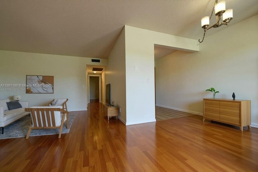 Building Photo - 801 SW 133rd Terrace