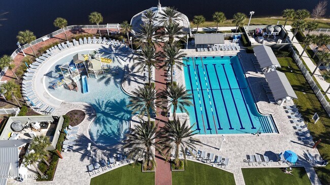 Building Photo - 55 Tamar Ct