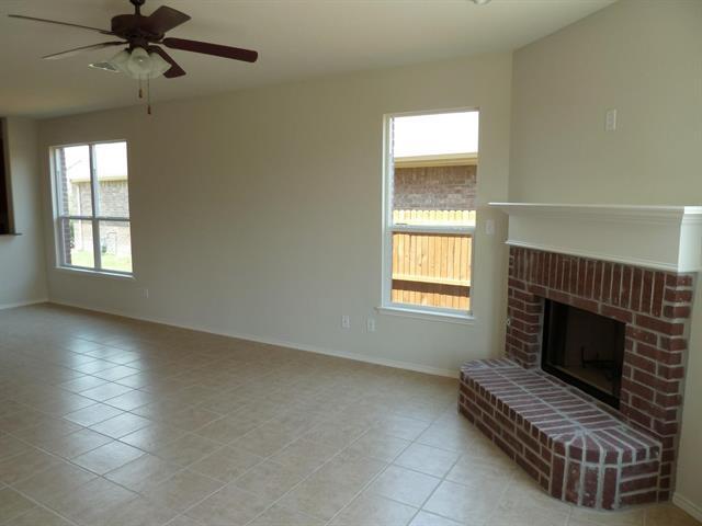 Building Photo - 1917 Grand Fairway Dr