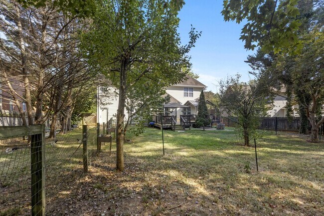 Building Photo - 4897 Hampshire Pl