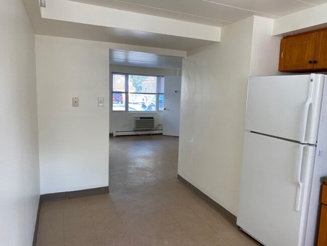 Building Photo - 5741 W 35th St