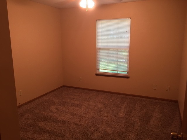 Building Photo - Pre-Leasing for 26/27 School Year