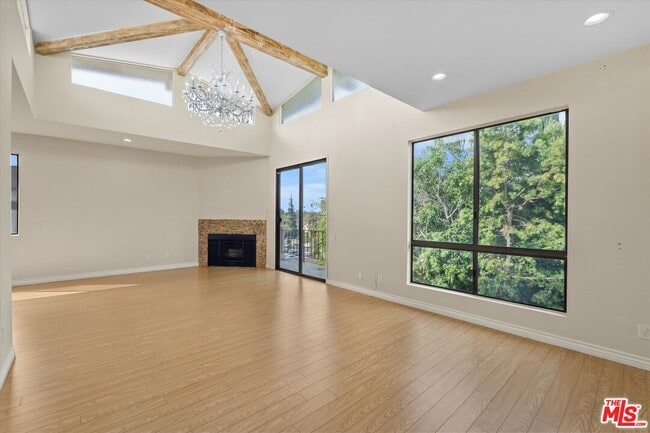 Building Photo - 2175 S Beverly Glen Blvd