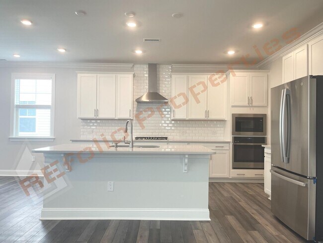 Building Photo - 105 Moraine Ct