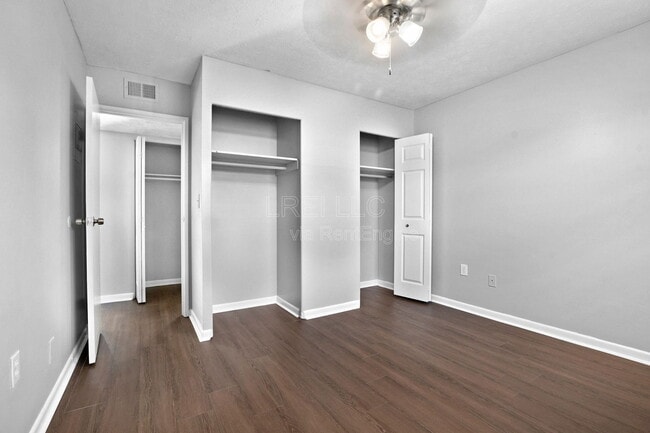 Building Photo - 3325 Breckenridge Ln