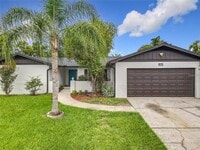 Building Photo - 8676 Hillside Dr