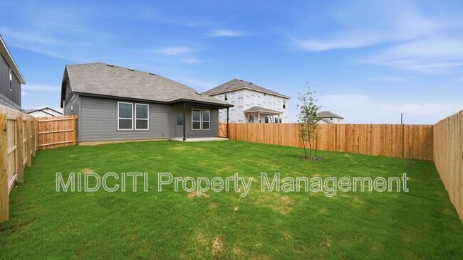 Building Photo - 966 Bluegrass Pt
