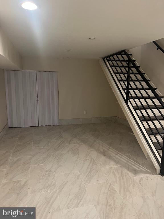 Building Photo - 1724 Annin St