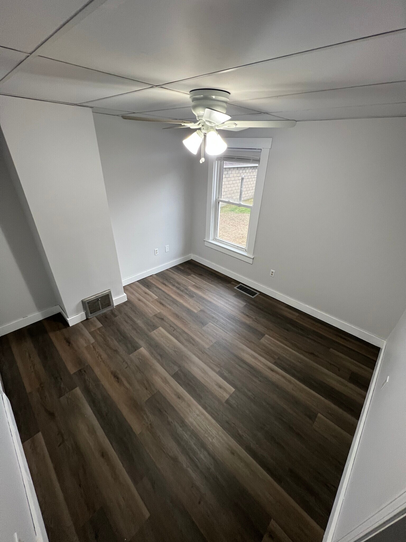 Building Photo - 45 Middle St