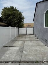 Building Photo - 6716 Etiwanda Ave