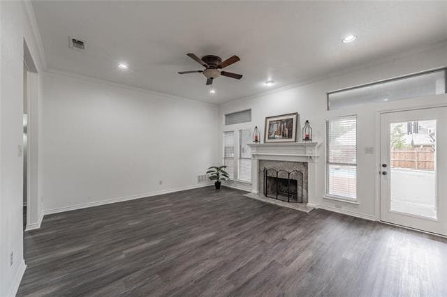Building Photo - 308 Creekside Dr
