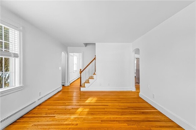 Building Photo - 111 Canna St