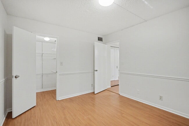 Building Photo - 8030 Hampton Blvd