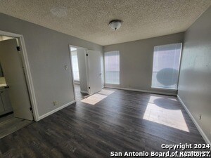 Building Photo - 8431 Cranberry Hill