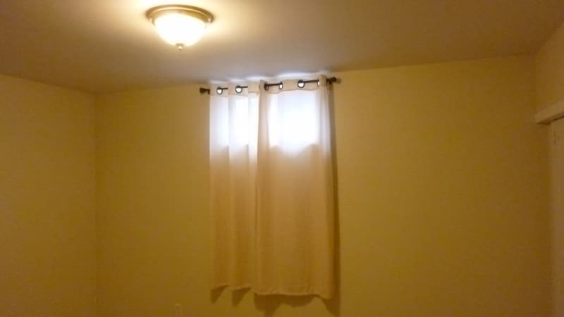 Building Photo - 719 E 35th Ave