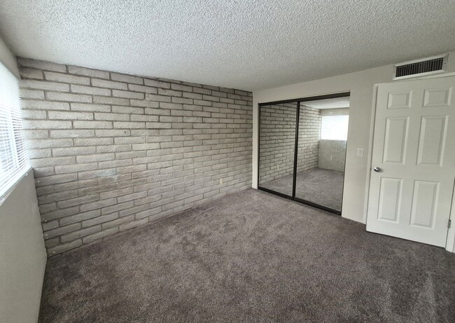 Building Photo - 5701 E Glenn St