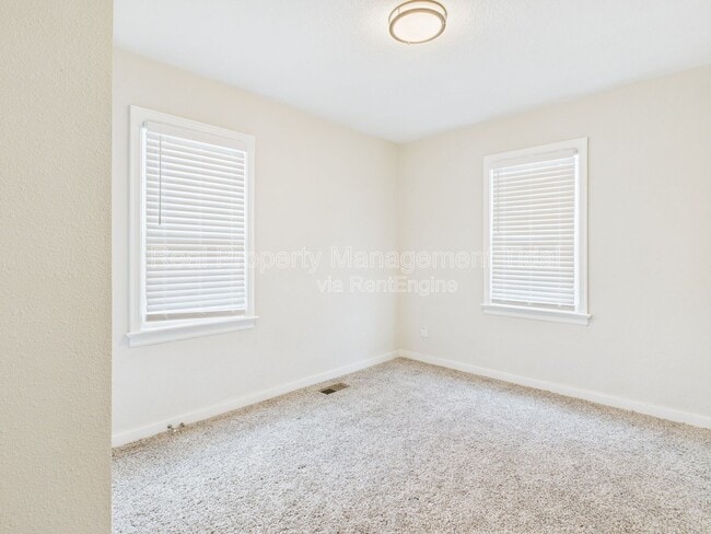 Building Photo - 3853 Atterbury St