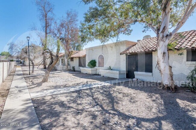 Building Photo - 4820 N 89th Ave