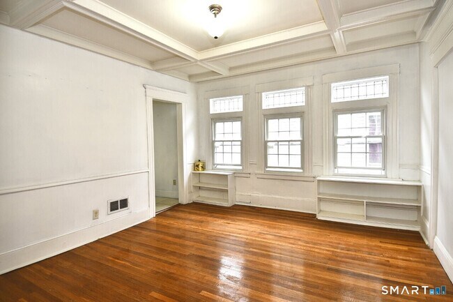 Building Photo - 2455 North Ave