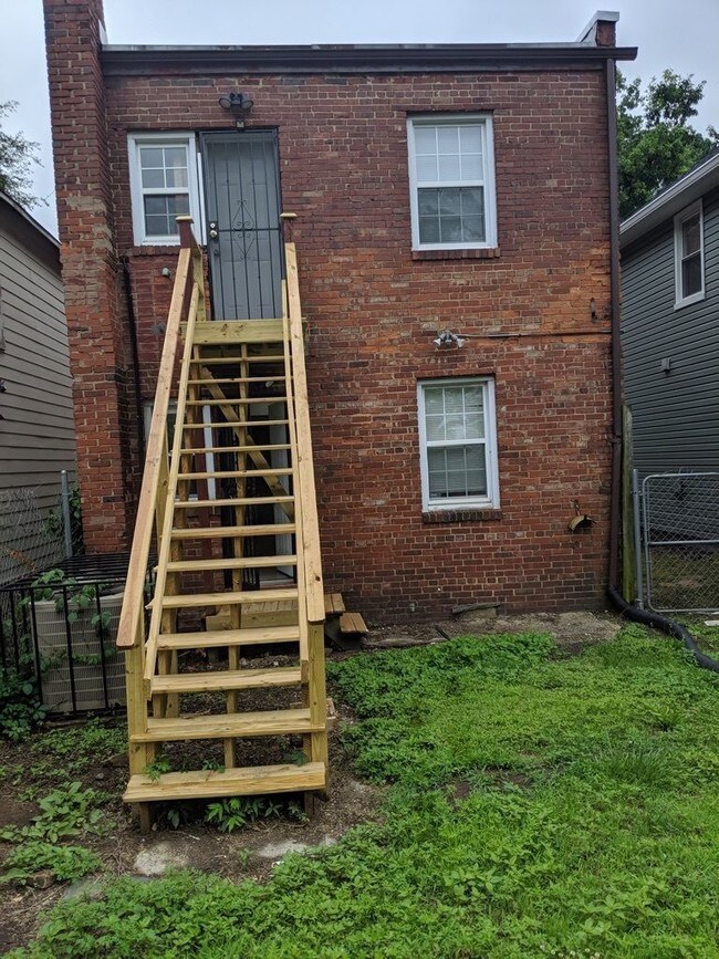 Building Photo - 4646 Minnesota Ave NE