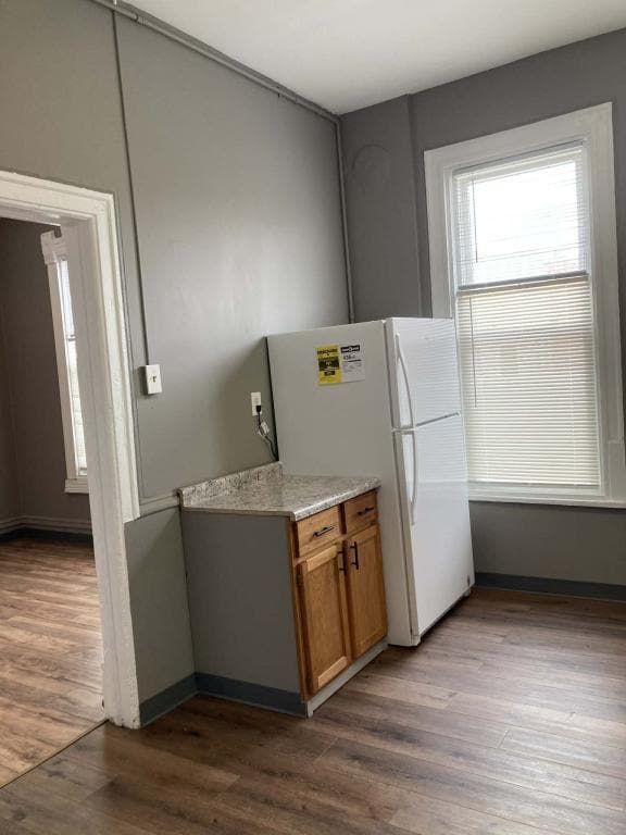 Building Photo - 2258 W 21st Pl