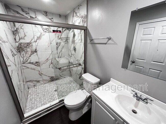 Building Photo - 11646 Pacific Dogwood Ct