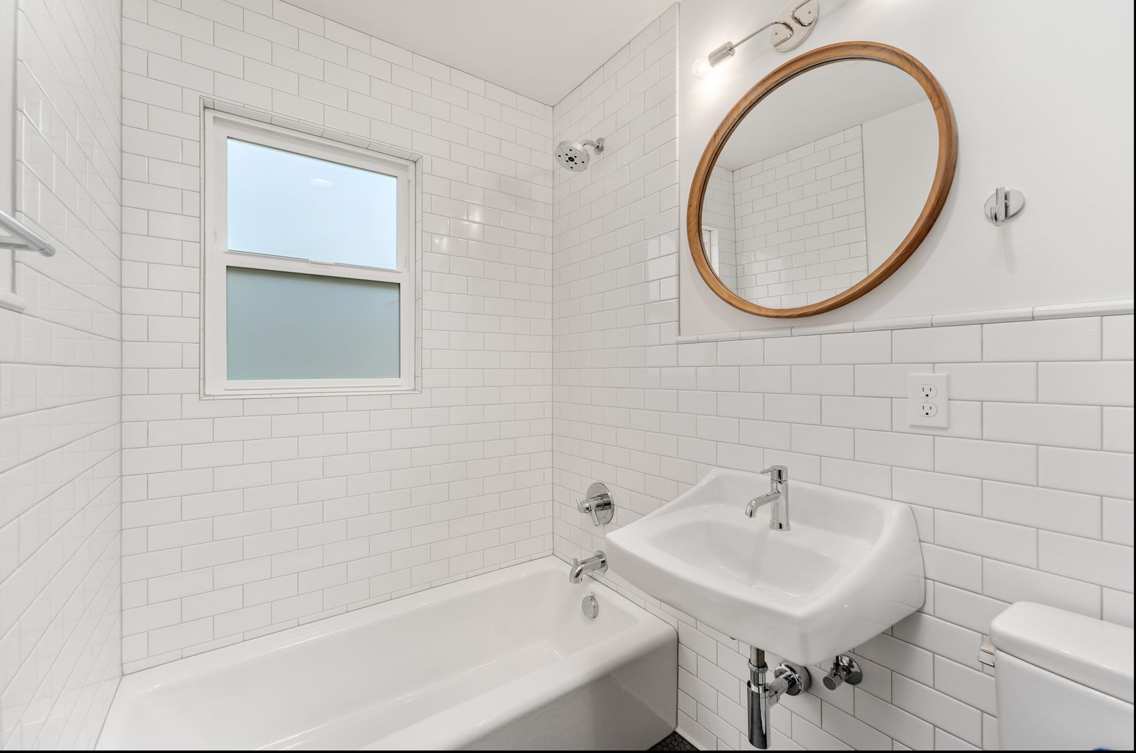 Building Photo - 1439-1439 NE Mason St