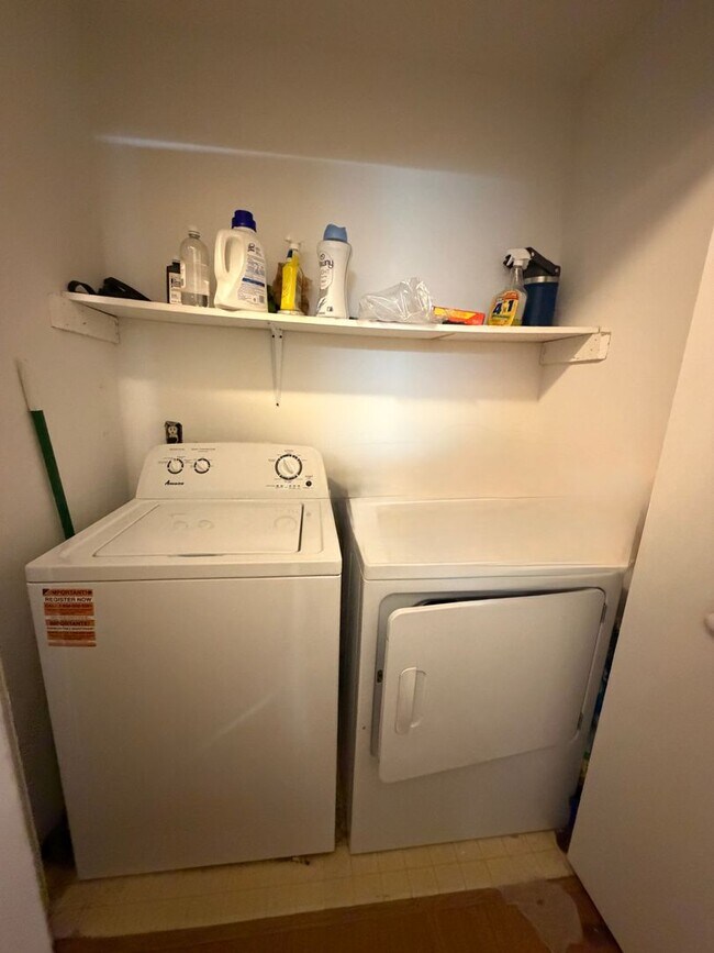 Building Photo - Available for the 2026-2027 lease term.