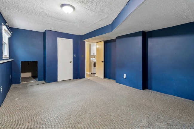 Building Photo - 13104 Clarion Ct